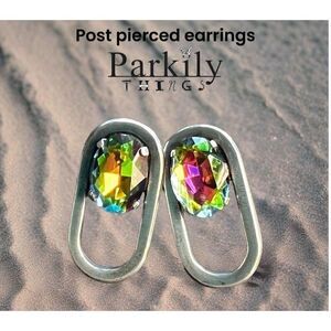 Handcrafted post antique silver earrings with medium vitrail crystal